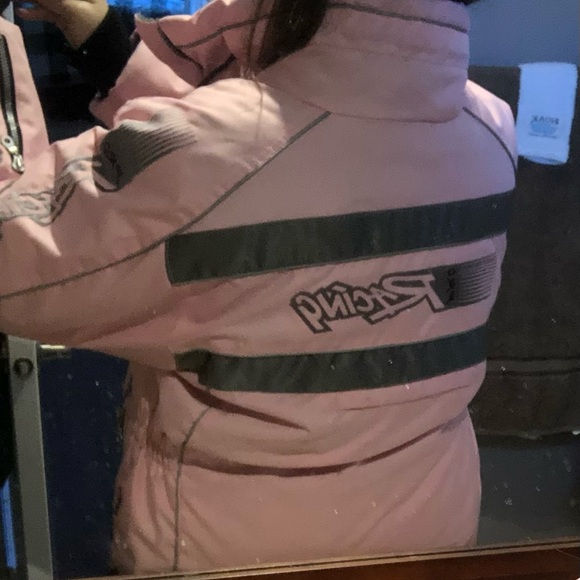 Ladies pink lined winter coat. - Picture 14 of 14